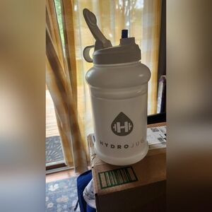 White hydrojug pro jug